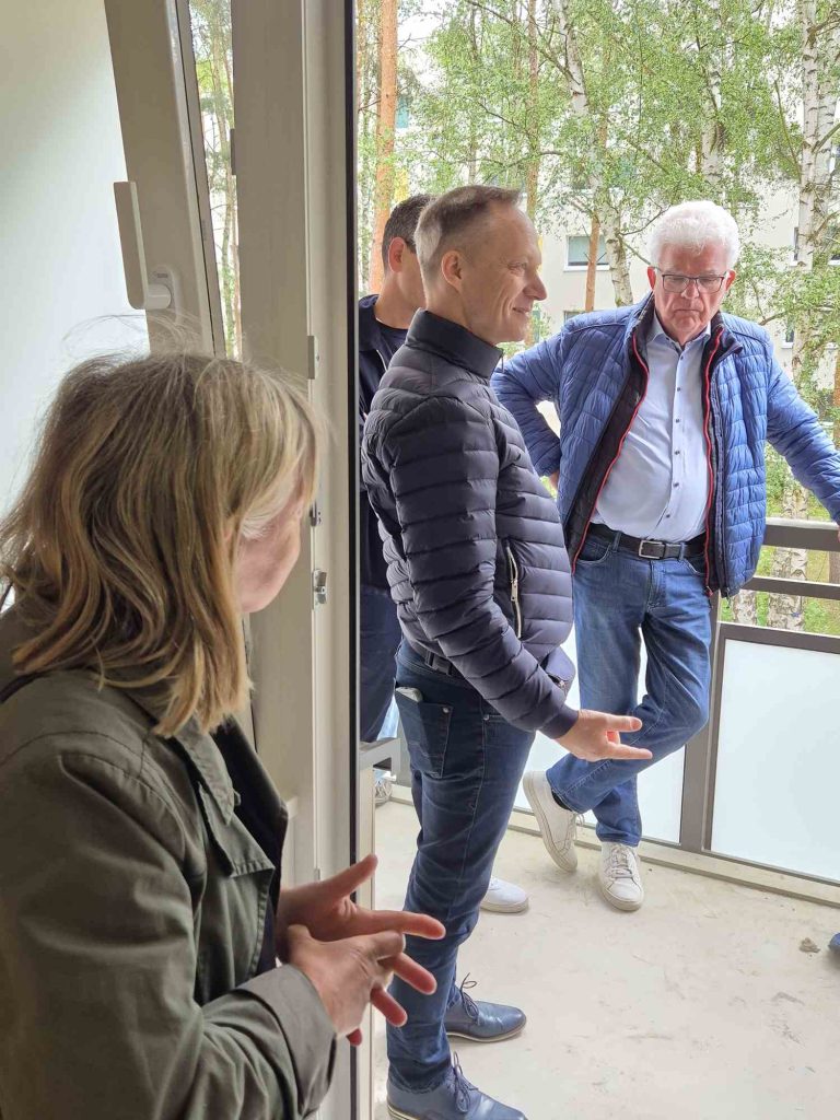 tag-der-baukultur-balkon-besichtigung